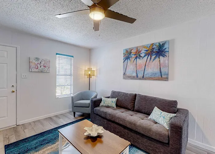 Holiday home Comfortable Single-level With Wifi Pool & Ac *
